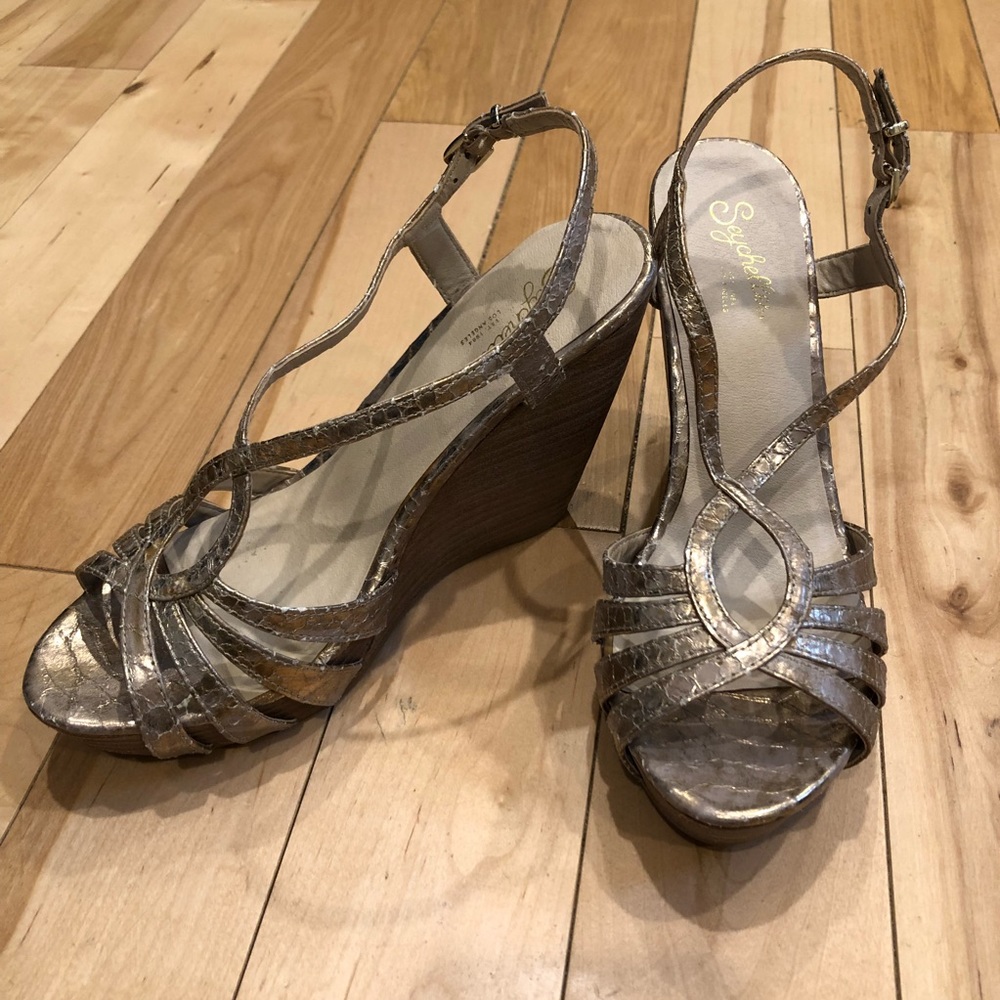 Seychelles Wedges